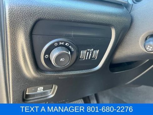 Used 2024 Jeep Grand Cherokee Overland w/ Trailer Tow Package AWD/4WD image 20