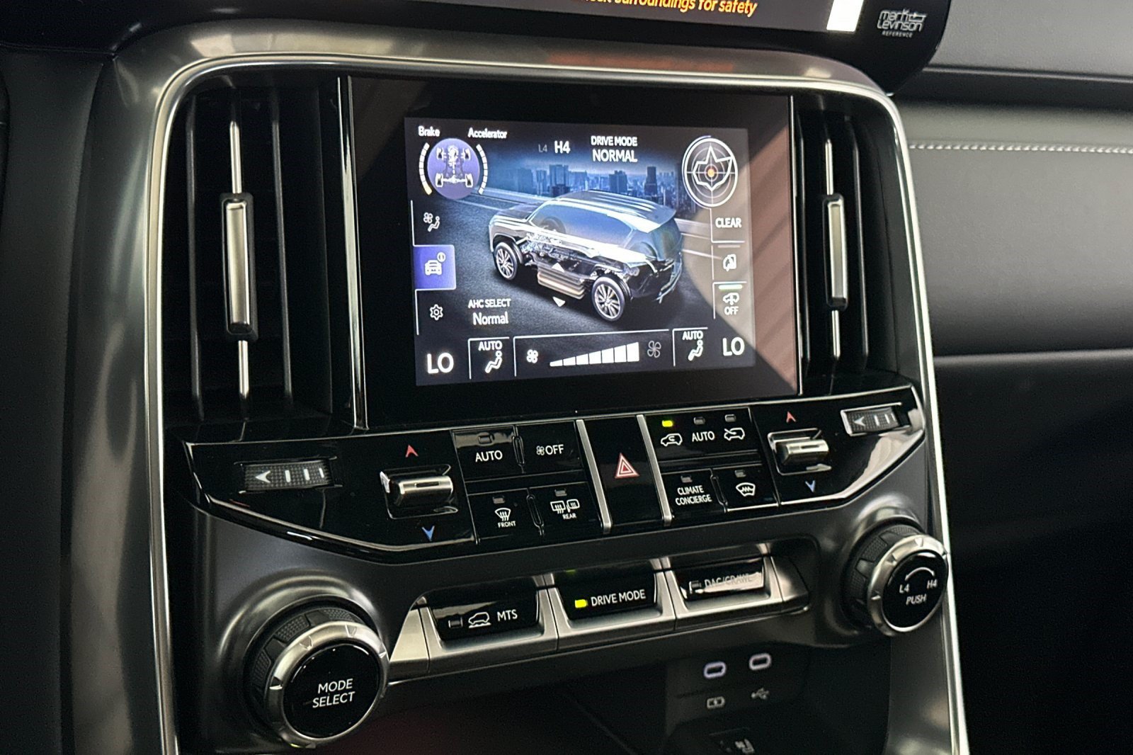 New 2026 Lexus LX 700h Luxury w/ Accessory Package (Z1) AWD/4WD image 17