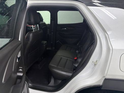 Used 2025 Chevrolet TrailBlazer RS w/ Convenience Package FWD image 22