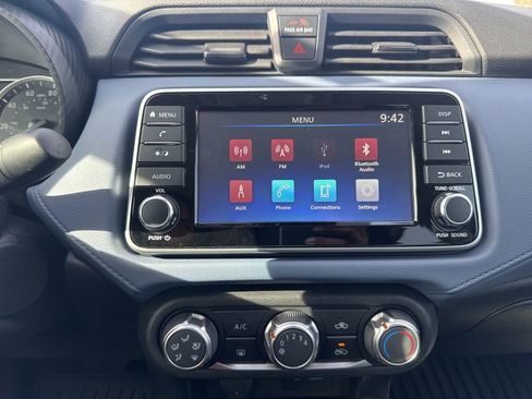 Used 2024 Nissan Versa SV w/ Trunk Package image 15