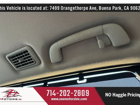 Used 2019 Toyota Sequoia Platinum w/ Carpet Mat Package (TMS) AWD/4WD image 53