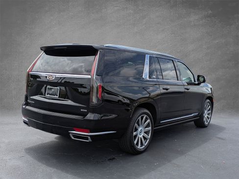 Certified 2024 Cadillac Escalade ESV Premium Luxury Platinum AWD/4WD image 5