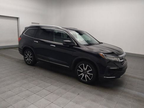 Used 2019 Honda Pilot Touring image 11