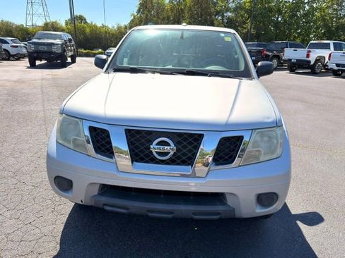 Used 2014 Nissan Frontier SV AWD/4WD image 8