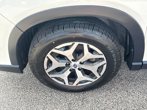Used 2020 Subaru Forester Premium AWD/4WD image 42