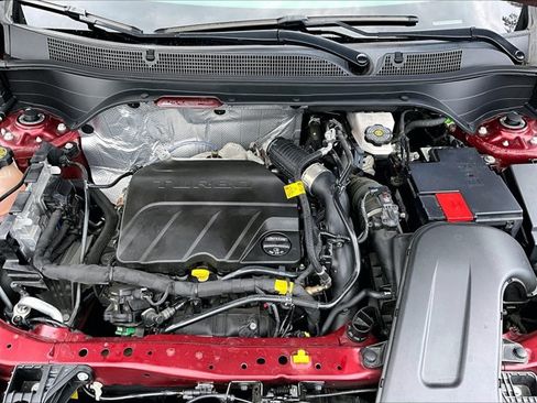 Used 2024 Chevrolet Trax ACTIV FWD image 11