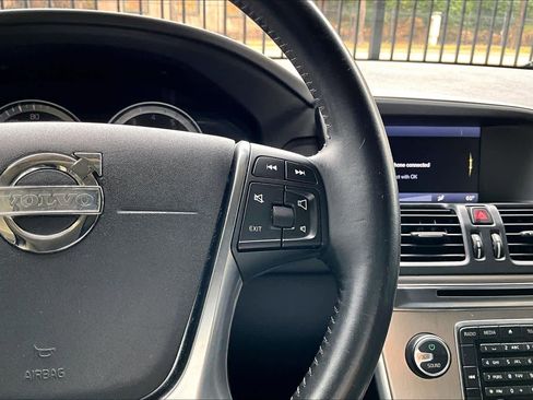 Used 2013 Volvo XC60 3.2 Premier image 24