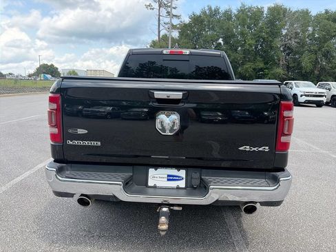 Used 2019 RAM 1500 Laramie AWD/4WD image 5