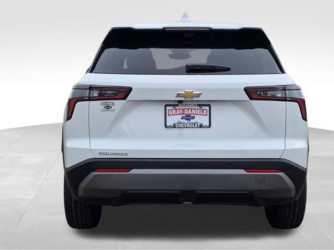New 2026 Chevrolet Equinox LT FWD image 7