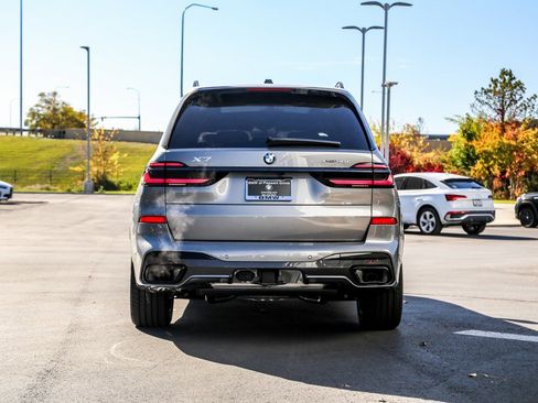 New 2026 BMW X7 xDrive40i w/ M Sport Package image 4
