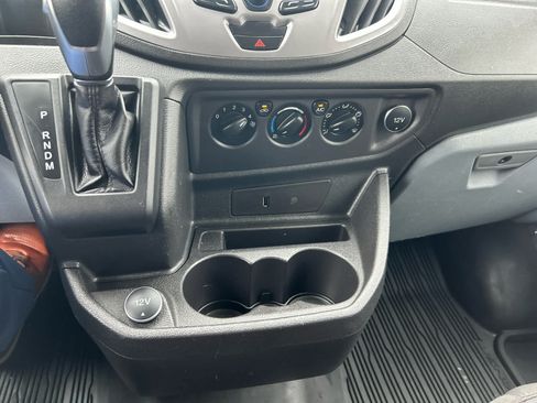 Used 2019 Ford Transit 150 XLT RWD image 19