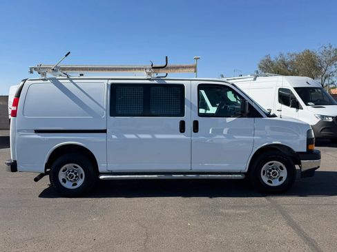 Used 2020 GMC Savana 2500 w/ Driver Convenience Package RWD image 8