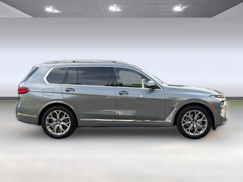 Used 2026 BMW X7 xDrive40i AWD/4WD image 8