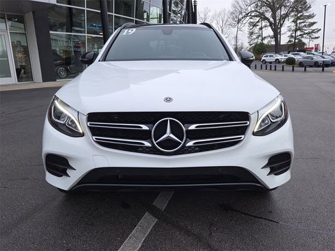 Used 2019 Mercedes-Benz GLC 300 image 8