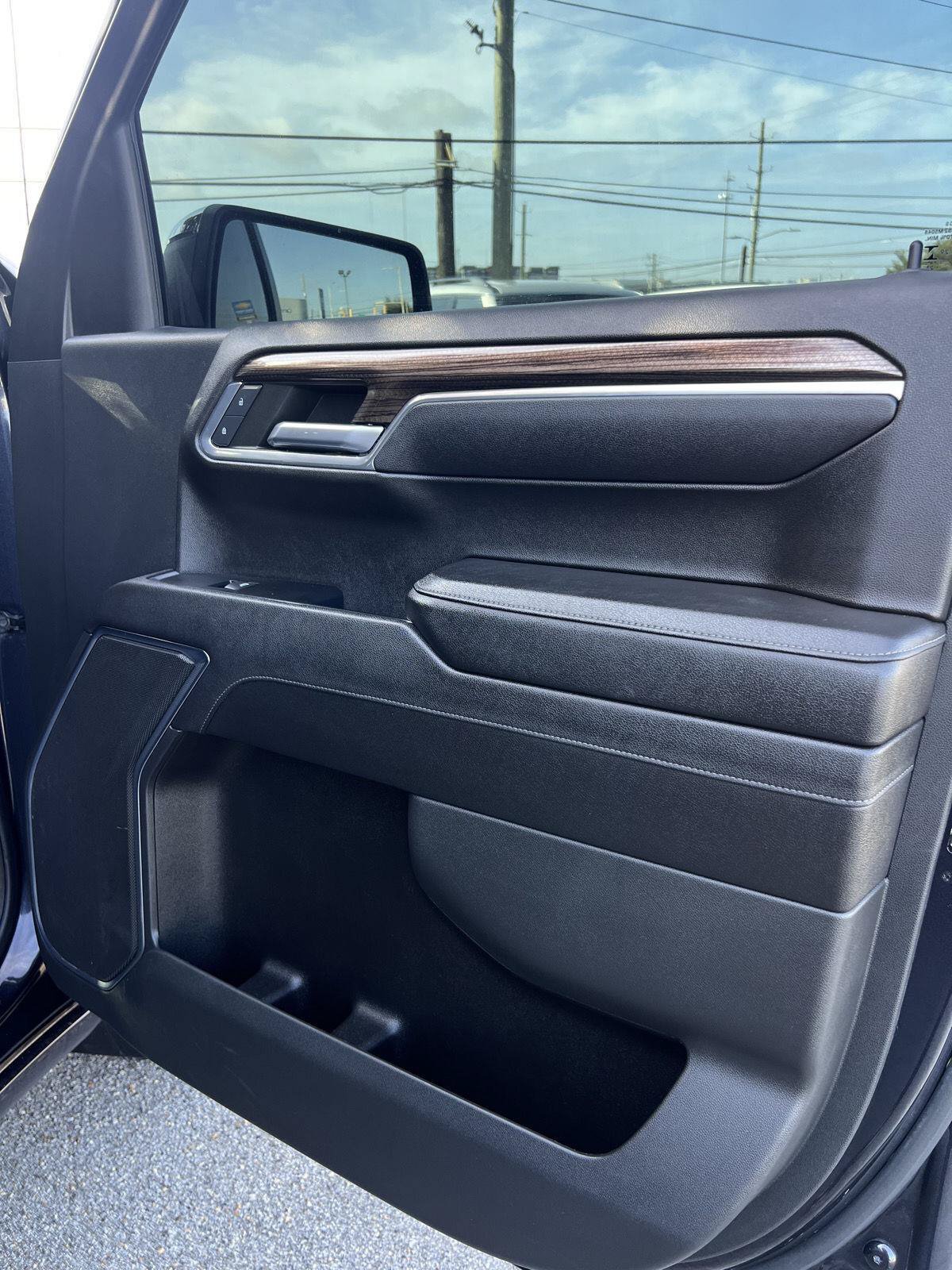 Used 2023 Chevrolet Silverado 1500 LT w/ Protection Package AWD/4WD image 25