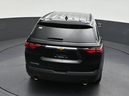 Used 2023 Chevrolet Traverse LS FWD image 23