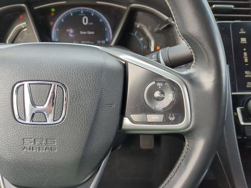 Used 2018 Honda Civic Touring image 31