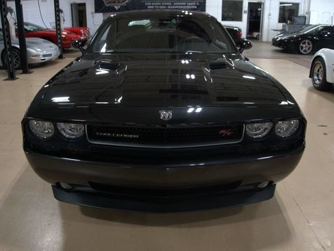 Used 2009 Dodge Challenger R/T RWD image 13