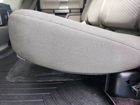 Used 2016 Ford F150 XLT w/ Equipment Group 301A Mid image 26