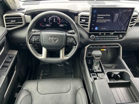 Used 2024 Toyota Tundra Limited image 19