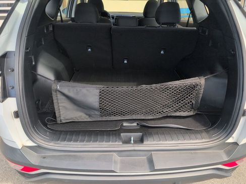Certified 2023 Hyundai Tucson SE AWD/4WD image 23