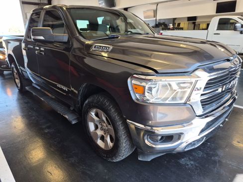 Used 2022 RAM 1500 Big Horn AWD/4WD image 2