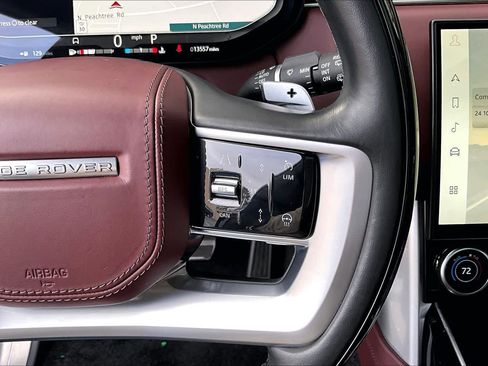 Used 2023 Land Rover Range Rover SE image 24