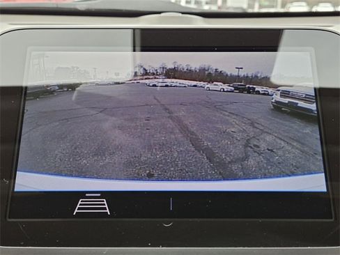 Used 2020 Chevrolet Malibu LT image 23