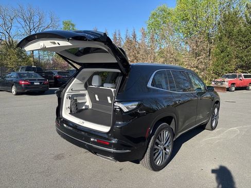 New 2026 Buick Enclave Avenir w/ Super Cruise Package AWD/4WD image 61