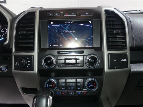 Used 2019 Ford F150 Lariat w/ Equipment Group 502A Luxury image 38