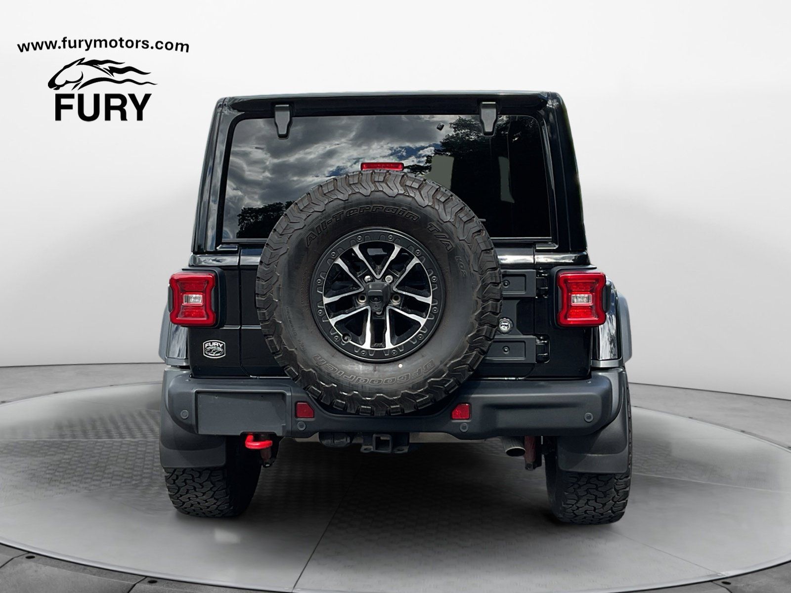 Used 2024 Jeep Wrangler Unlimited Rubicon AWD/4WD image 8