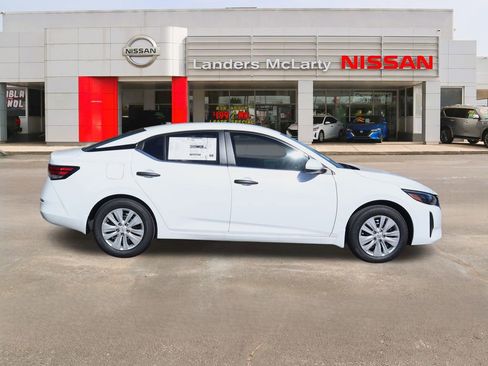 New 2025 Nissan Sentra S image 2