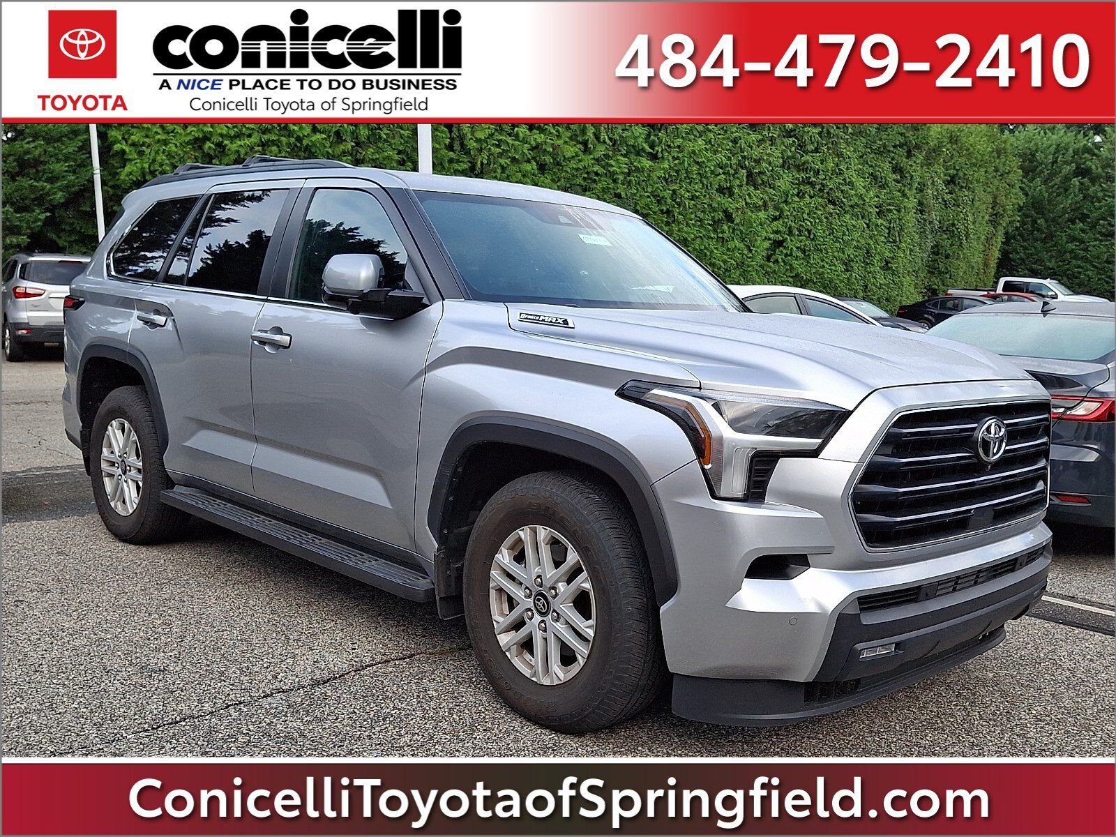 Used 2025 Toyota Sequoia SR5 w/ SR5 Premium Package AWD/4WD image 1
