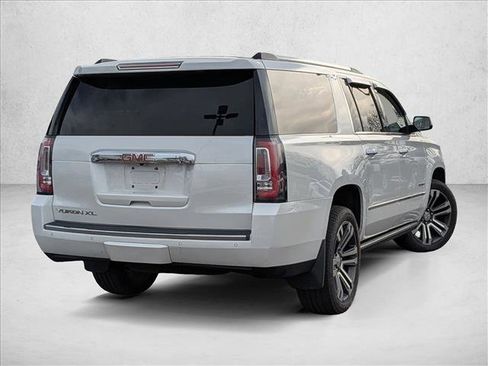 Used 2019 GMC Yukon XL Denali w/ Denali Ultimate Package image 5