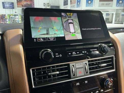 Used 2023 INFINITI QX80 Sensory w/ Cargo Package image 27