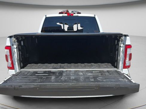 Used 2022 Ford F150 Lariat image 15