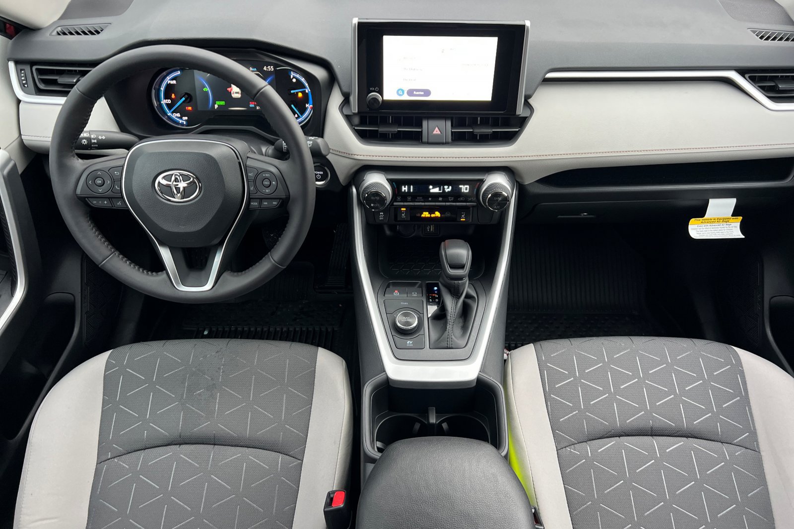 Used 2025 Toyota RAV4 XLE w/ Weather Package AWD/4WD image 10