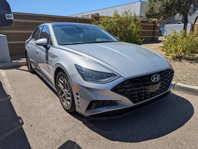 Used 2023 Hyundai Sonata SEL w/ Convenience Package FWD image 4