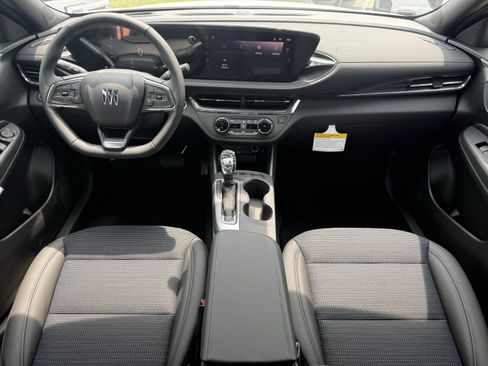 New 2026 Buick Envista Preferred w/ Convenience I Package FWD image 10