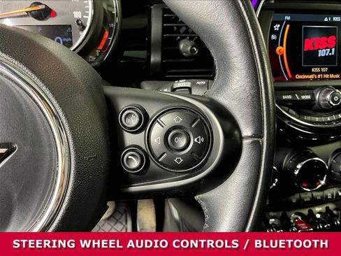 Used 2021 MINI Cooper 2-Door Hardtop w/ Premium Package FWD image 11