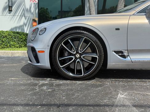Used 2020 Bentley Continental GT V8 AWD/4WD image 11