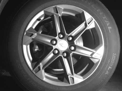 Used 2025 Chevrolet Blazer LT FWD image 12