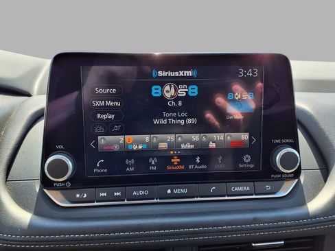 Used 2025 Nissan Rogue SV AWD/4WD image 5