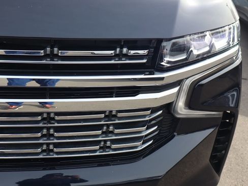 Certified 2023 Chevrolet Tahoe Premier w/ Premium Package 2 AWD/4WD image 11