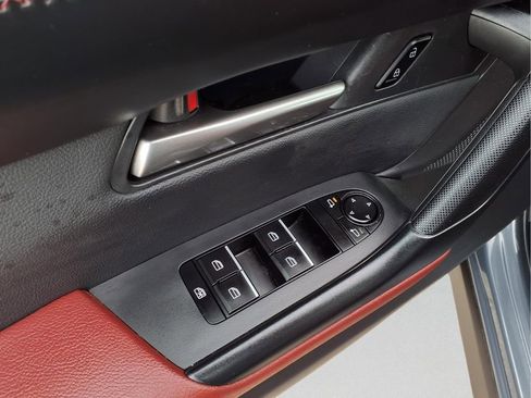 Used 2025 MAZDA CX-50 AWD 2.5 Hybrid w/ Premium Pkg image 9