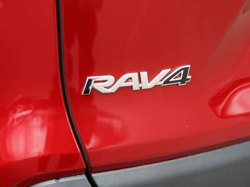 Used 2023 Toyota RAV4 XLE image 15