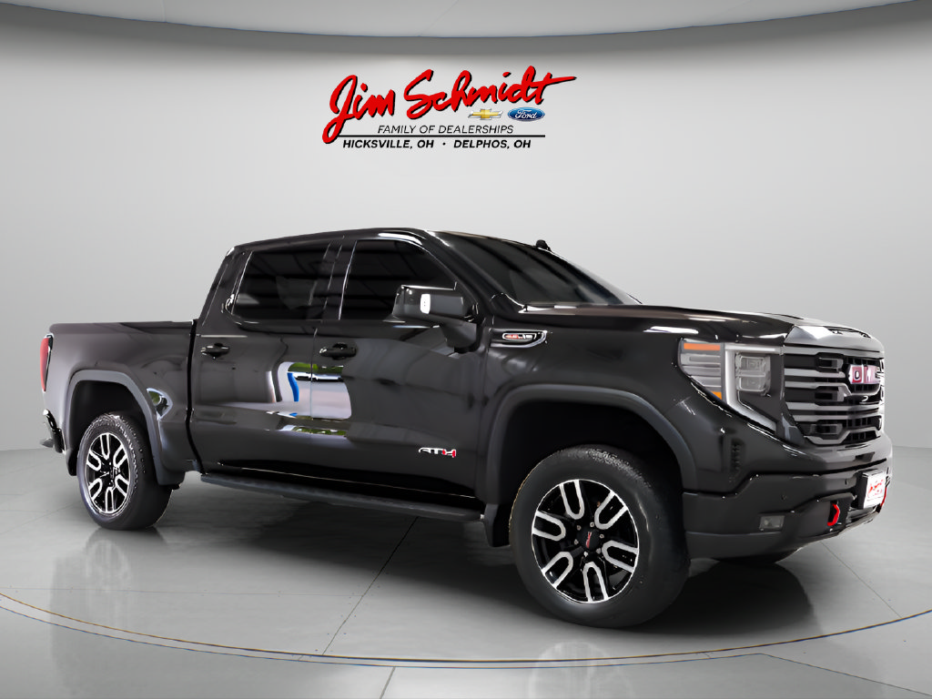 Used 2024 GMC Sierra 1500 AT4 w/ Technology Package AWD/4WD image 1