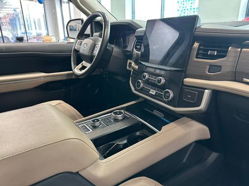 Used 2023 Ford Expedition Max Limited image 54