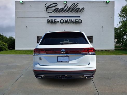 Used 2024 Volkswagen Atlas SE image 4