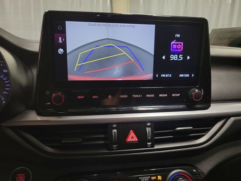 Used 2022 Kia Forte GT-Line w/ GT-Line Premium Package FWD image 17